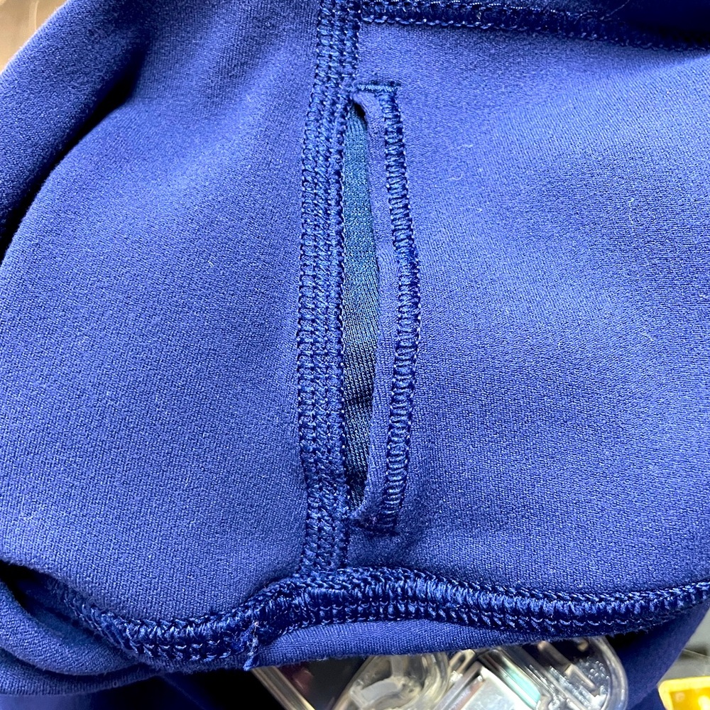 Lululemon Denim Blue Hi-Rise Cropped Leggings With Hidden Pocket Sz 4 - Picture 3 of 4